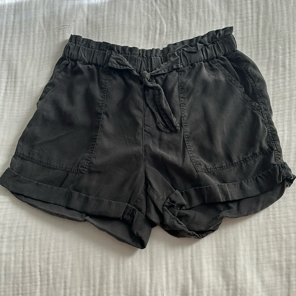 Aerie Cargo Shorts NWOT